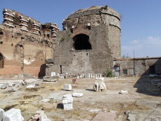 Türkei, Rote Halle in Bergama/Pergamon (abgeschlossen)