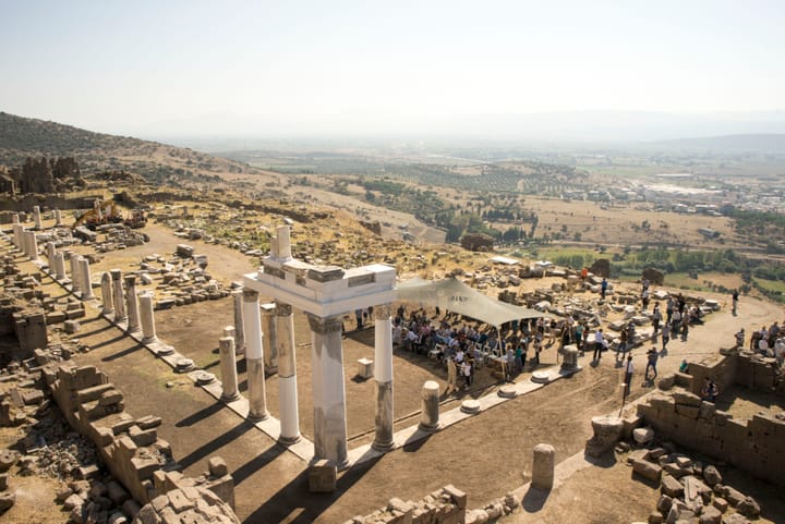 Türkei, Burgberg Pergamon: Gymnasium - Konservierung und Restaurierung Palästra (abgeschlossen)